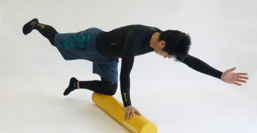 ポールオンニートゥーエルボー